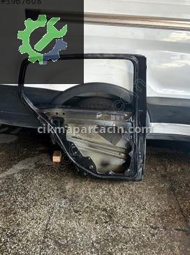 Volkswagen Golf Sol Arka Kapı çıkma parça