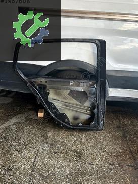 Volkswagen Golf Sol Arka Kapı çıkma parça