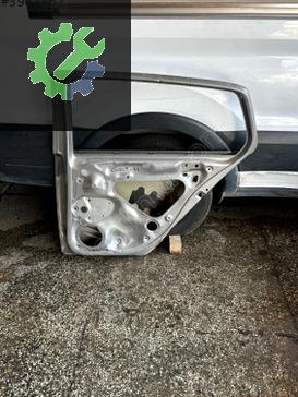 Volkswagen Golf Sol Arka Kapı çıkma parça