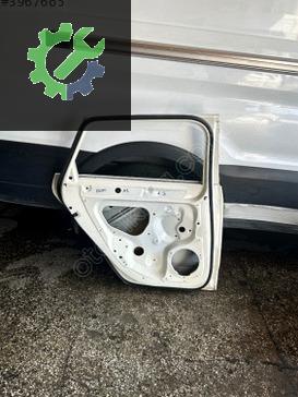 Volkswagen Polo Sol Arka Kapı çıkma parça