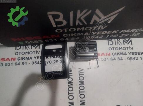 Nissan X-Trail Klima Kontrol Paneli çıkma parça