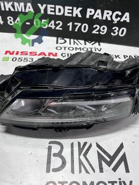 Nissan X-Trail Far çıkma parça