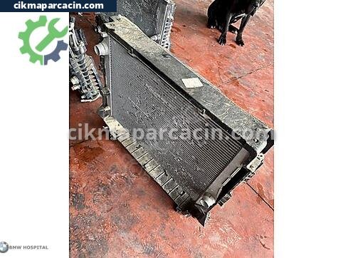 BMW X5 Radyatör çıkma parça