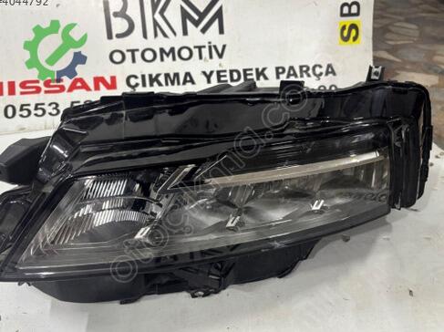 Nissan X-Trail Far çıkma parça