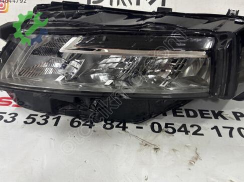 Nissan X-Trail Far çıkma parça