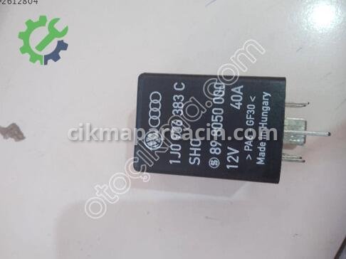 Volkswagen Golf Röle 1J0906383C çıkma parça