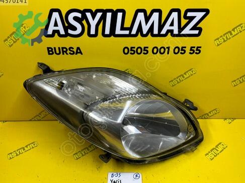 Toyota Yaris Sağ Ön Far çıkma parça