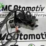Çıkma Orijinal Sigorta Kutusu Ford Transit 14A067