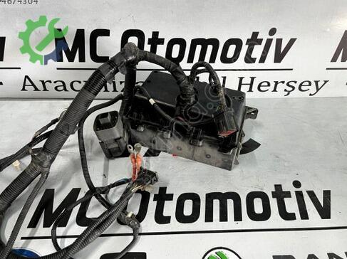 Ford Transit Sigorta Kutusu 14A067 çıkma parça