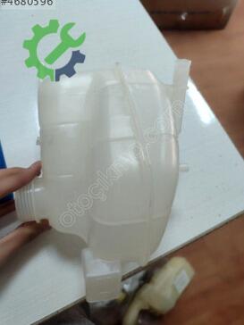 Nissan Qashqai Yedek Su Deposu 21711-4EA0A-T çıkma parça