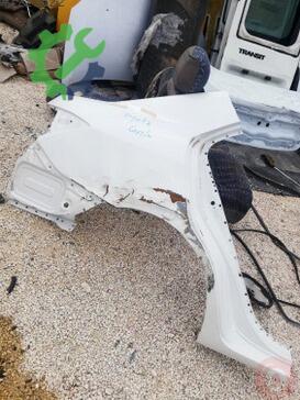 Toyota Corolla Sağ Arka Çamurluk çıkma parça