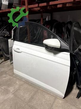 Volkswagen Polo Sağ Ön Kapı çıkma parça