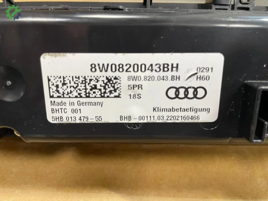 Audi A4 Klima Kontrol Ünitesi 8W0820043BH çıkma parça
