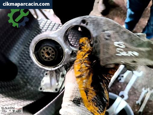 Peugeot 206 Motor Takozu 009AE15 çıkma parça