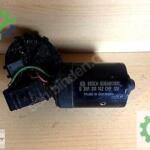 0390241142 OPEL Vectra B BOSCH Ön cam silecek motoru