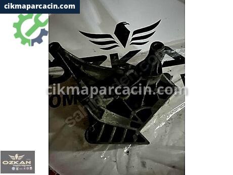 Volkswagen Jetta Motor Takozu & Kulağı çıkma parça