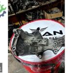 03g903143g audi a4 çıkma şarj dinamo ayağı kulağı braketi b6 b7