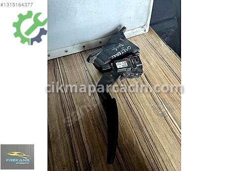 Chrysler 300C Gaz Pedalı çıkma parça