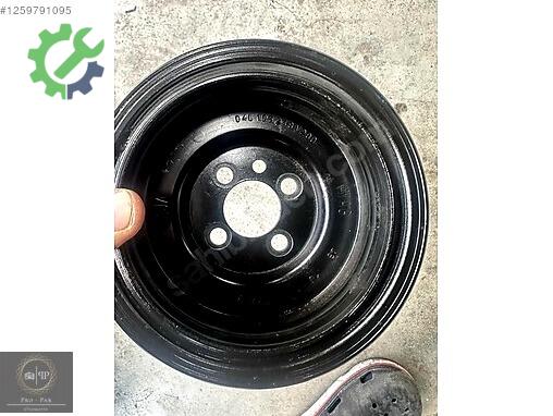 Audi A3 Krank Kasnağı 04L105243 çıkma parça