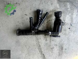 04L121111 termostat kütüğü komple çıkma hatasız sökme