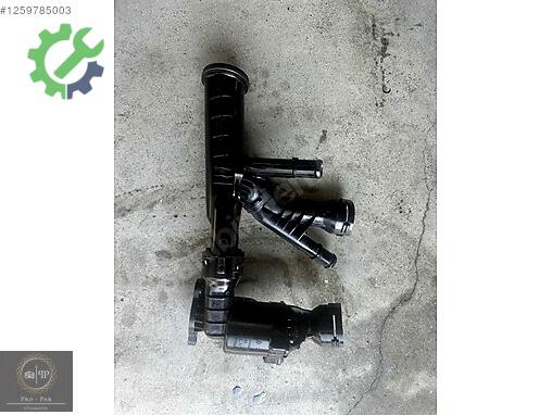 Audi A3 Termostat 04L121111 çıkma parça