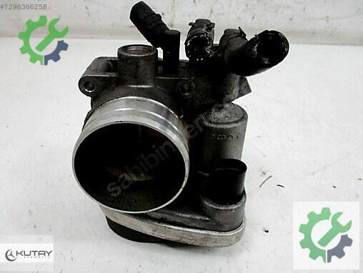 Volkswagen Golf Gaz Kelebeği 06A133062 çıkma parça