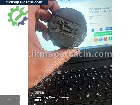 Volkswagen Transporter Yağ Dolum Kapağı çıkma parça
