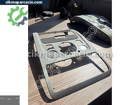 Audi A5 Cam Düğme Çerçevesi çıkma parça