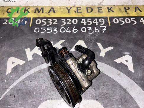 Kia Rio Direksiyon Pompası 0K30B32650C çıkma parça