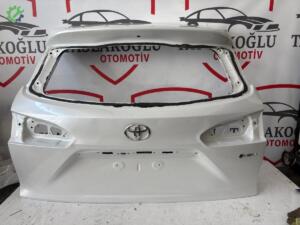 TOYOTA COROLLA CROSS BAGAJ KAPAĞI HAFİF KUSURLU