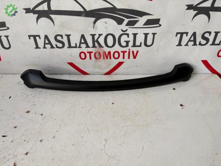 Toyota Hilux Bakalit çıkma parça