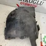 MERCEDES C W203 SAĞ ÖN ÇAMURLUK DAVLUMBAZ PARÇASI