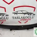 Opel Corsa Ön Cam Izgarası çıkma parça - TASLAKOĞLU OTOMOTİV ÇIKMA PARÇA Bursa
