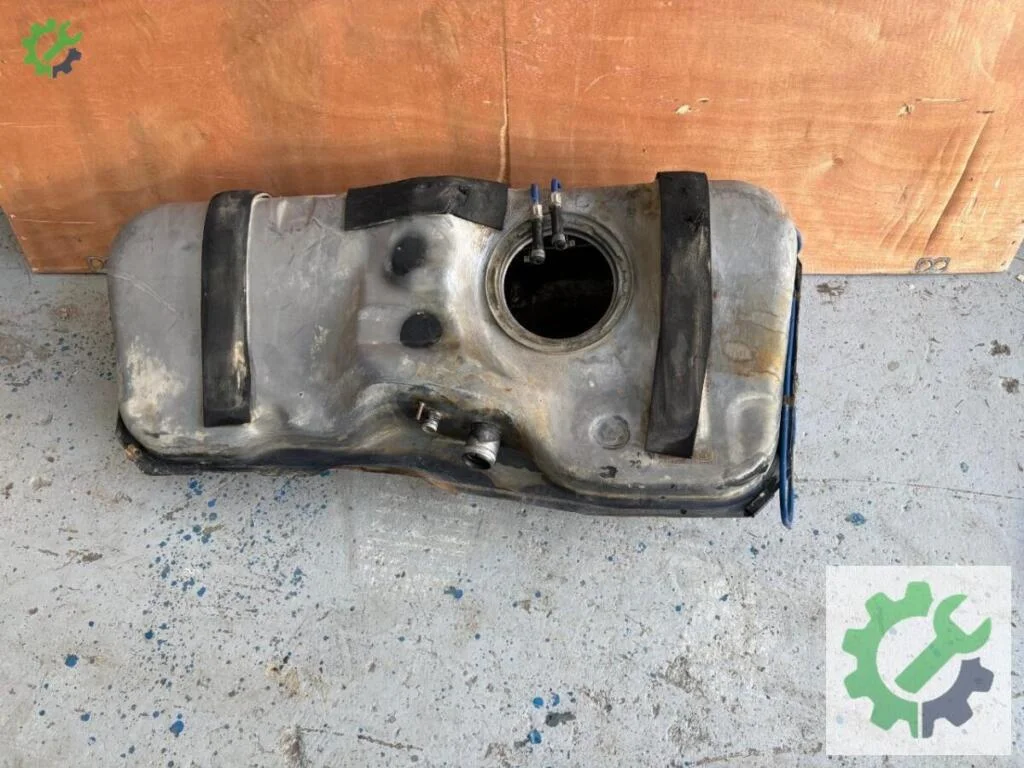 Opel Corsa Yakıt Deposu çıkma parça
