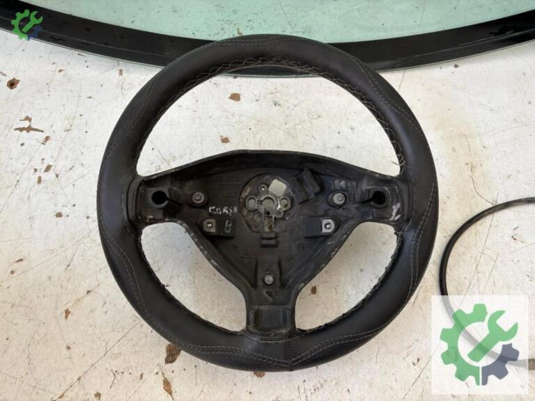 Opel Corsa Direksiyon Simidi çıkma parça
