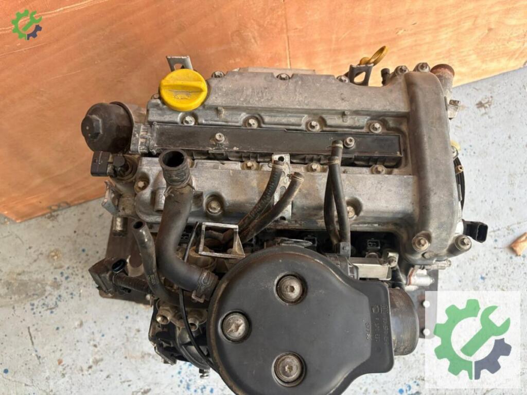 Opel Corsa Komple Motor çıkma parça