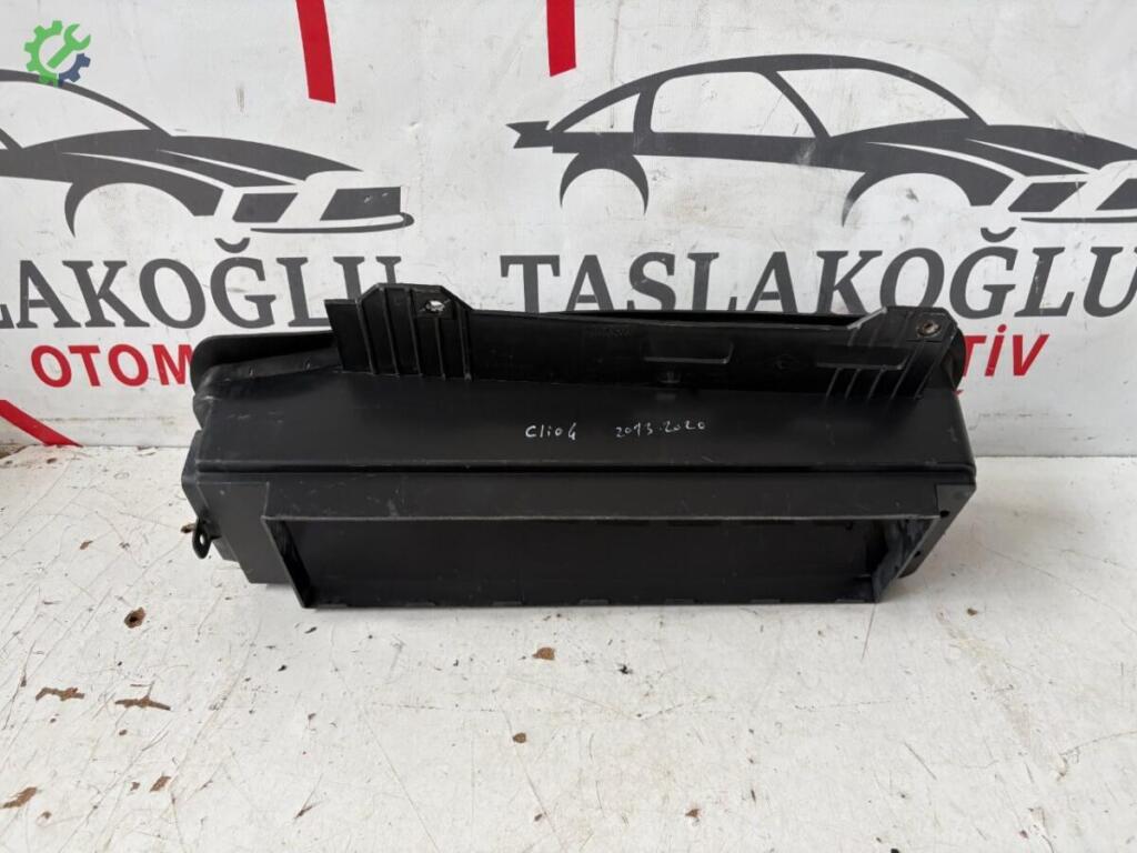 Renault Clio Fan Paneli 214992066R çıkma parça