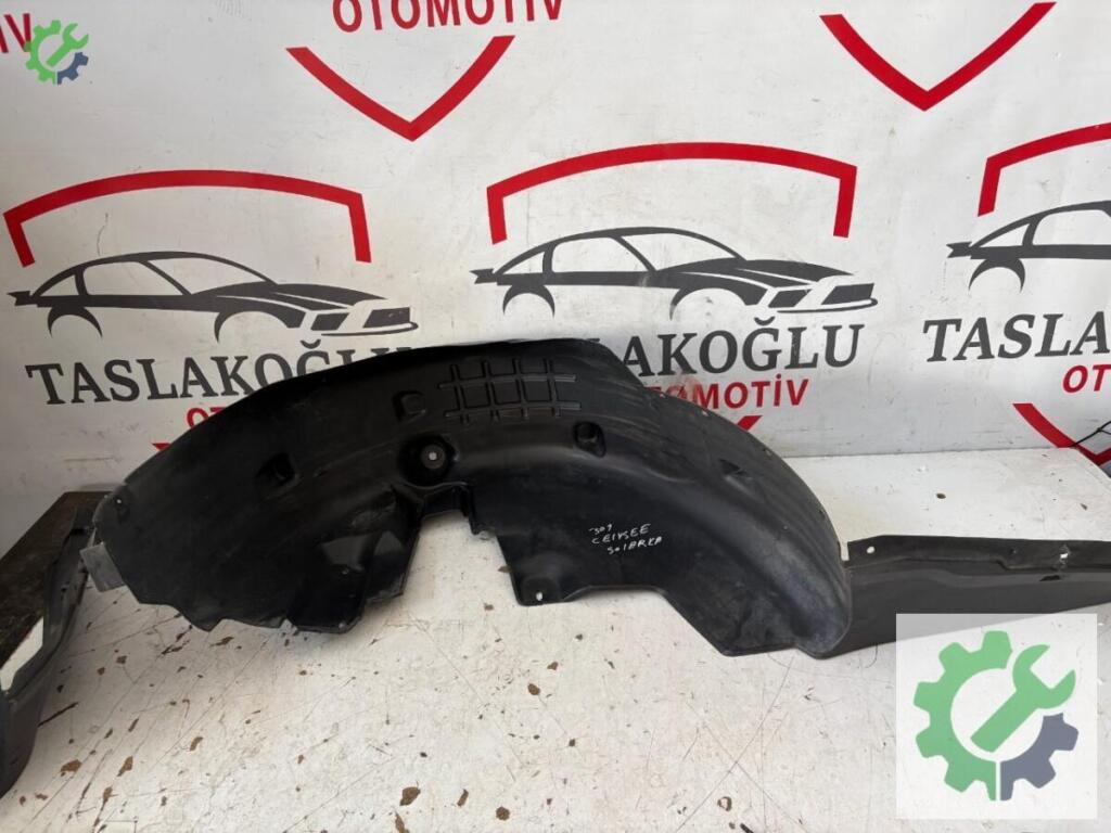Citroen C-Elysee Davlumbaz çıkma parça