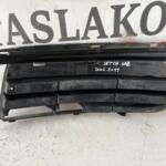 VOLKSWAGEN JETTA SAĞ ÖN SİS FARI ÇERÇEVESİ