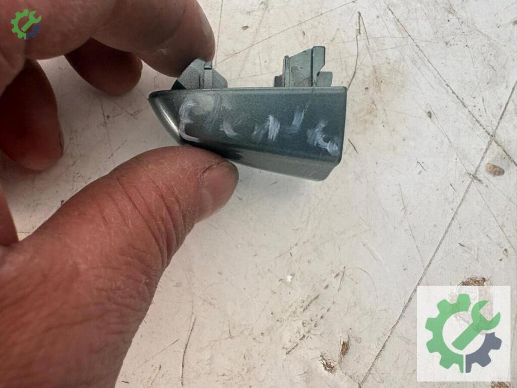 Hyundai Elantra Dış Trim çıkma parça