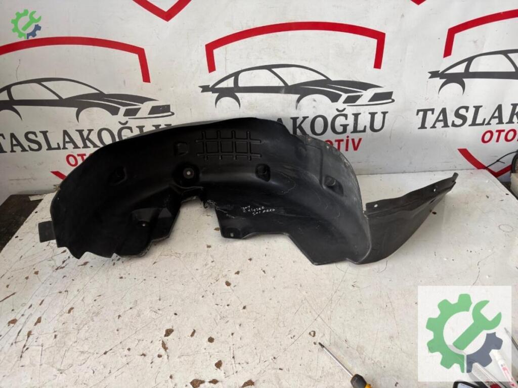Citroen C-Elysee Davlumbaz çıkma parça