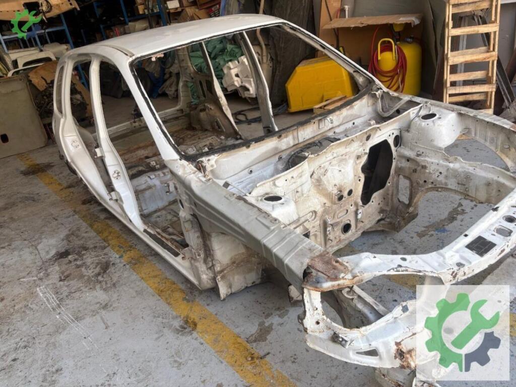 Opel Corsa Tavan çıkma parça