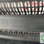 OPEL CORSA B ÖN CAM IZGARASI