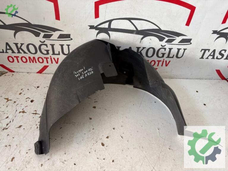 Peugeot 307 Davlumbaz çıkma parça