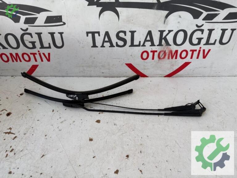 Opel Corsa Silecek Kolu çıkma parça