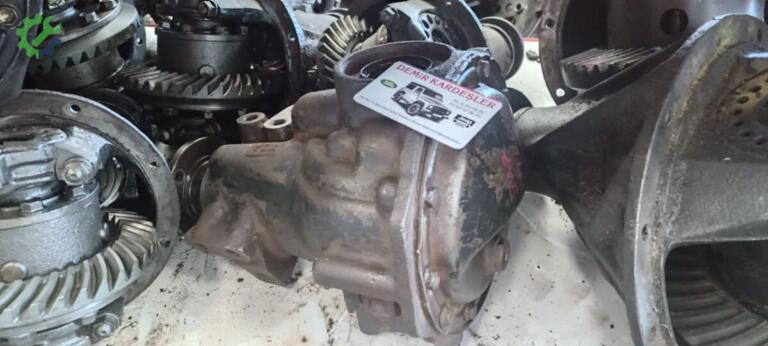 Daihatsu Feroza Ön Defransiyel çıkma parça
