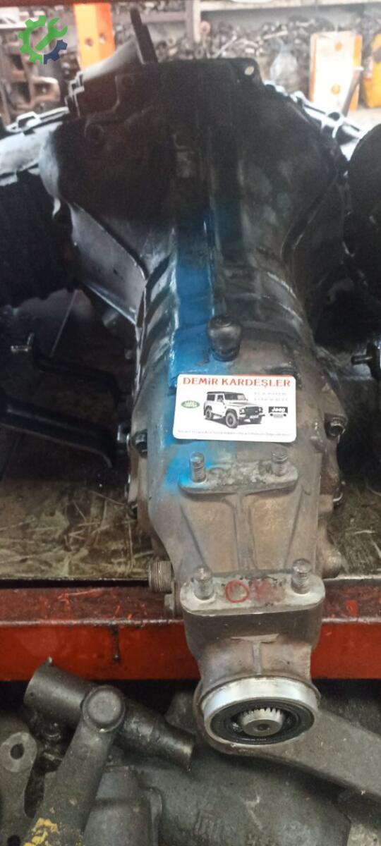 Mitsubishi L300 Şanzıman çıkma parça