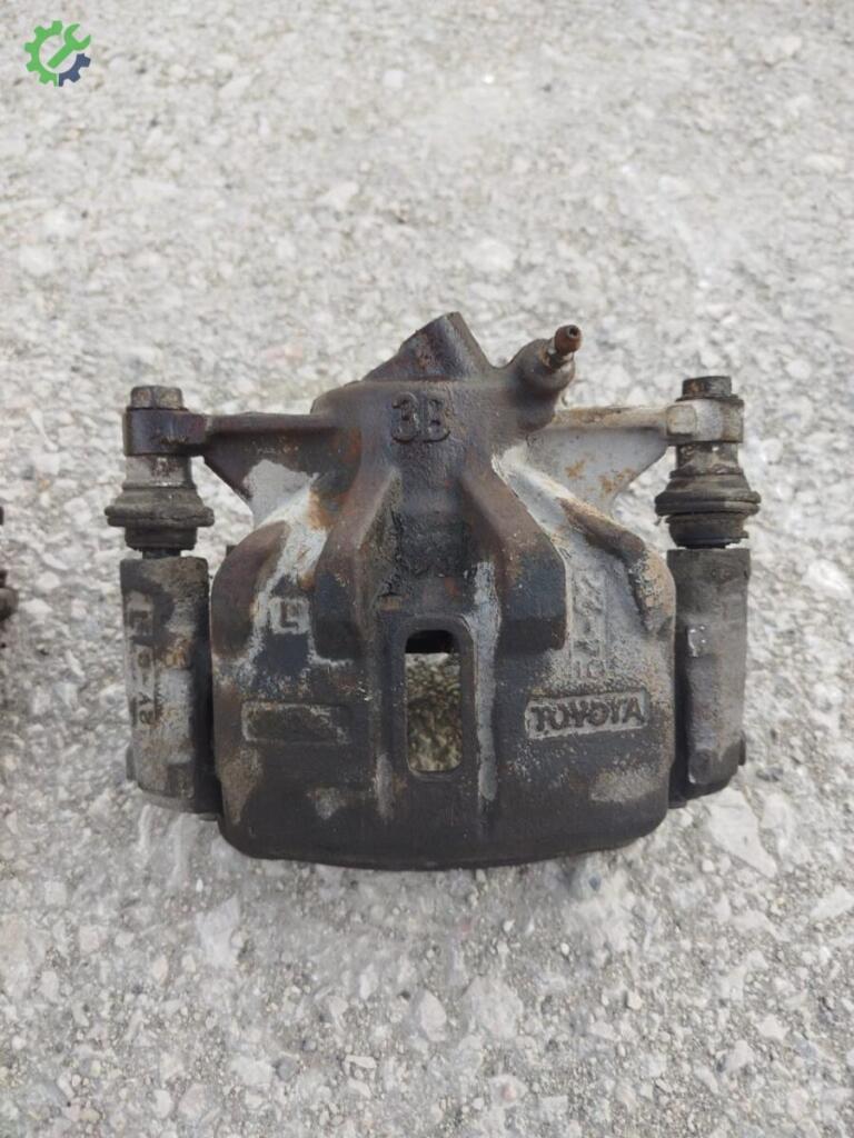 Toyota Corolla Fren Kaliperi çıkma parça