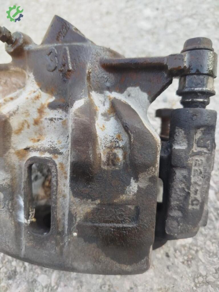Toyota Corolla Fren Kaliperi çıkma parça