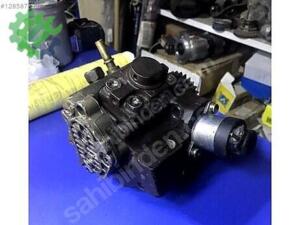(103 Bosch 0445010170 Nissan Opel Renault Yakıt Pompası